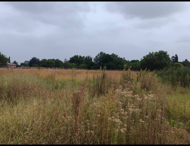 1,930M² VACANT LAND FOR SALE IN THREE RIVERS EAST